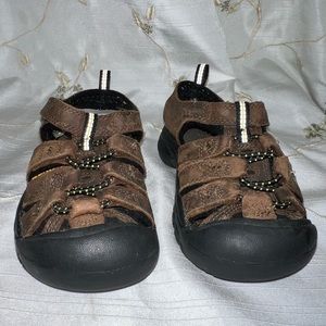 Toddler Brown Leather Keen Sandals sz 8.